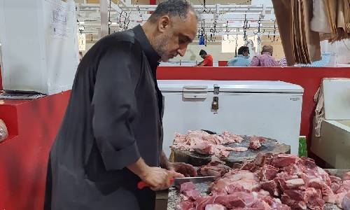 Traders at Manama Central Market return mutton delivery after row over wholesale price Traders at Manama Central Market return mutton delivery after row over wholesale price