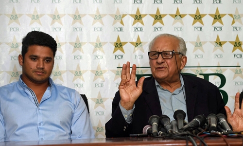 PCB rejects Azhar Ali resignation over Amir PCB rejects Azhar Ali resignation over Amir