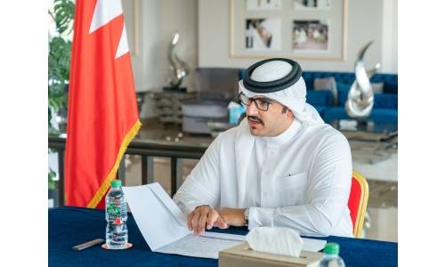 HH Shaikh Isa bin Salman reviews REHC’s readiness ahead of horseracing season HH Shaikh Isa bin Salman reviews REHC’s readiness ahead of horseracing season