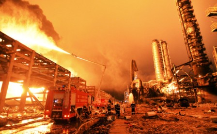 Safety fears over Chinese chemical blasts