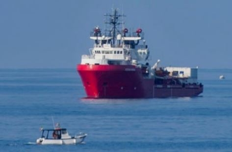 Nearly 500 migrants rescued in Mediterranean seek safe ports