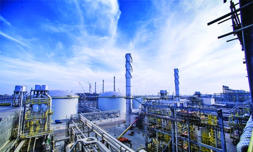 Saudi Arabia’s refined oil exports offset crude curbs