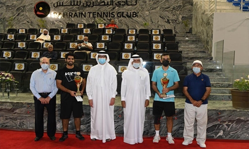 Ahmed-Hassan duo crowned Super Doubles champion