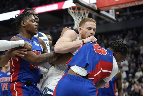 ‘Basketbrawl’ as seven ejected in Pistons-Wolves clash