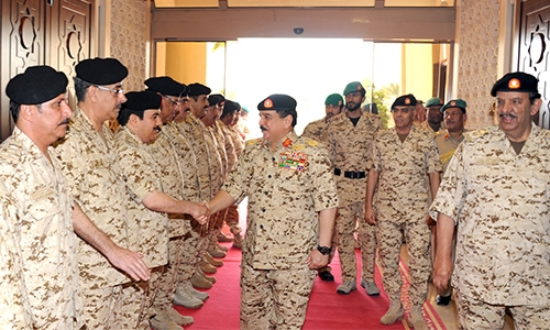 HM King reviews BDF plans HM King reviews BDF plans