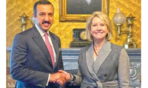 ‘Bahrain backs US efforts’ to fight terrorist elements ‘Bahrain backs US efforts’ to fight terrorist elements