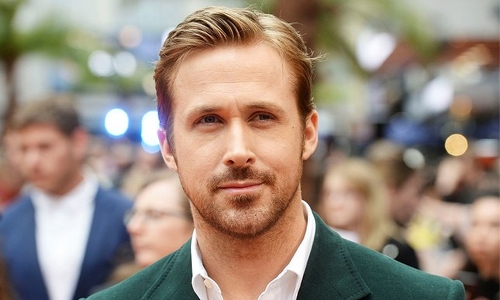 Gosling’s kids think he’s an astronaut