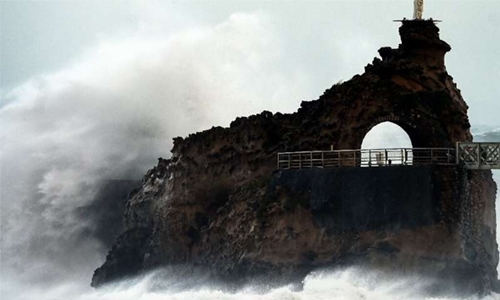 Storm Amelie pummels France with violent winds, downpours Storm Amelie pummels France with violent winds, downpours