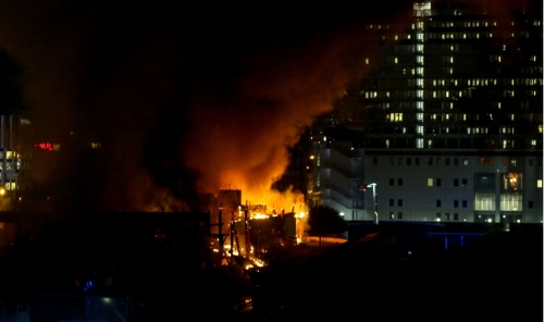 Massive Fire Guts Paris Recycling Plant Near Main Court Complex, Hundreds of Firefighters Deployed Massive Fire Guts Paris Recycling Plant Near Main Court Complex, Hundreds of Firefighters Deployed