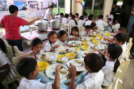 Philippine children stunted by malnutrition: welfare report Philippine children stunted by malnutrition: welfare report