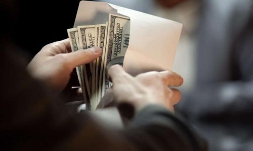 Hotel employee acquitted of embezzlement charges Hotel employee acquitted of embezzlement charges