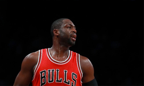 Dwyane Wade beats Heat in Miami return Dwyane Wade beats Heat in Miami return