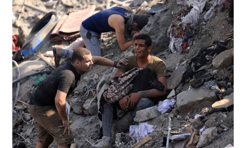 Gaza death toll surpasses 9,000 as Israeli air strikes target hospitals and civilians