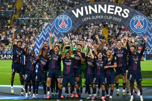 PSG produce stunning late comeback to win Super Cup on penalties