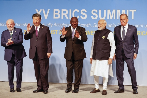 China urges BRICS expansion at summit of emerging economies China urges BRICS expansion at summit of emerging economies