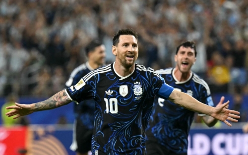 Messi scores again as Argentina head into World Cup last 32 on a high