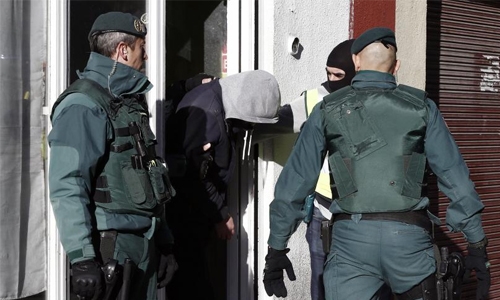 Two imams arrested in Spain over 'Islamic State support'