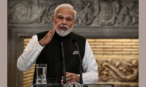 Maldives suspends ministers after 'clown' jibe against India's Modi