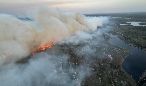 Smoke From 800+ Canadian Wildfires Triggers Air Quality Alerts Across US Smoke From 800+ Canadian Wildfires Triggers Air Quality Alerts Across US