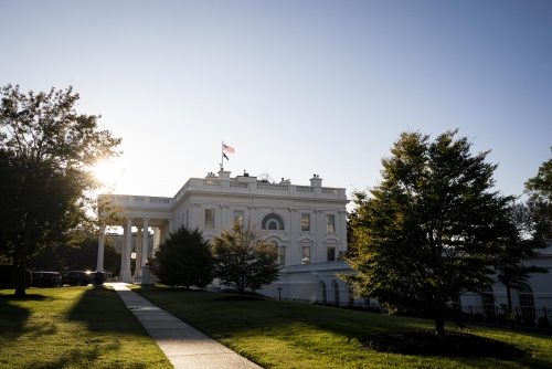 White House warns of firings