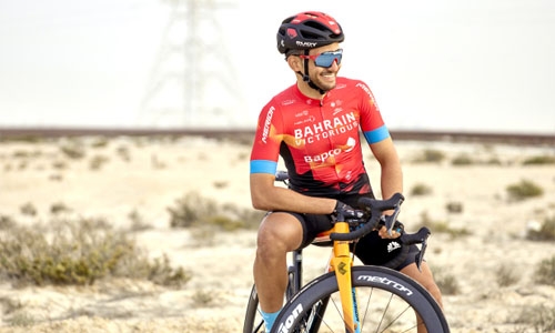 HH Shaikh Nasser praises Bahraini cyclist’s success