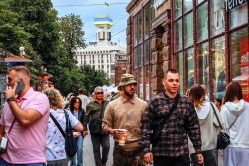 Ukraine eases ban on men aged 18-22 travelling abroad Ukraine eases ban on men aged 18-22 travelling abroad
