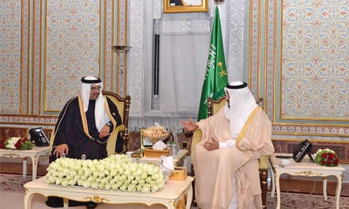 13th OIC summit: Crown Prince meets Saudi King 13th OIC summit: Crown Prince meets Saudi King