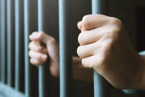 Doctor jailed for illegally dispensing controlled drugs 