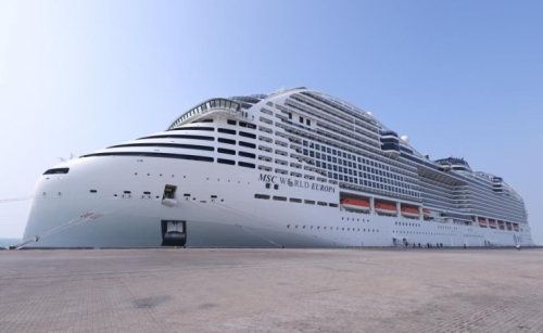 Bahrain welcomes three ‘elite’ cruise ships