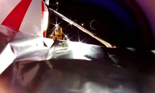 US spaceship lost over South Pacific following failed Moon mission US spaceship lost over South Pacific following failed Moon mission