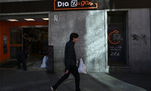 Spanish supermarket Dia to slash jobs after ‘turbulent’ year