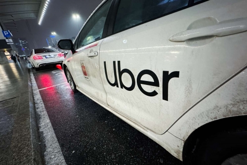 Uber takes stake in French hydrogen taxi start-up