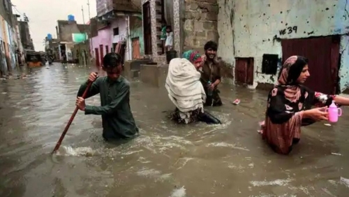 Pakistan Minister declares 'national tragedy' as monsoon claims 77 lives Pakistan Minister declares 'national tragedy' as monsoon claims 77 lives