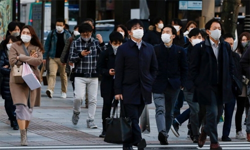 Japan to mull state of emergency amid virus crisis Japan to mull state of emergency amid virus crisis