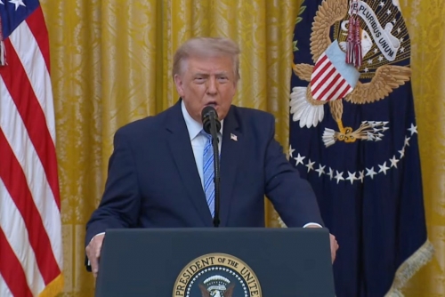 Trump Calls for ABC and NBC Broadcast Licences to Be Revoked After Speech Snub Trump Calls for ABC and NBC Broadcast Licences to Be Revoked After Speech Snub