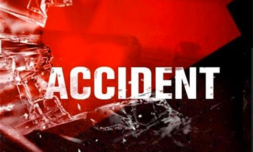 30 injured in Iran truck-train collision