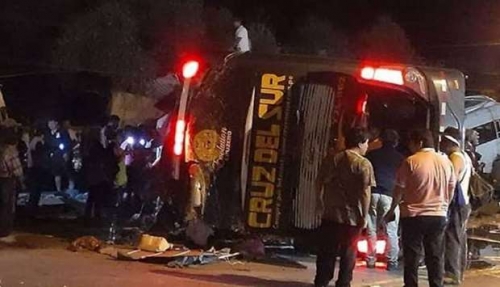 14 Dead After Minibus Plunges Into Ravine in Peru 14 Dead After Minibus Plunges Into Ravine in Peru