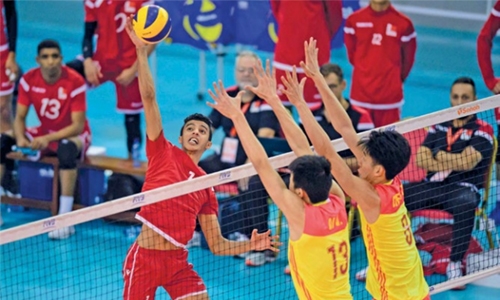 Italy, Iran to clash for title 