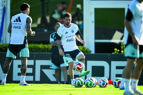 Messi to start for Argentina in World Cup send-off: Scaloni