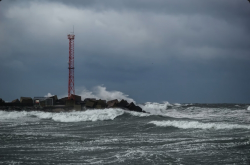 Japan warns of possible stronger earthquake after 7.7-magnitude offshore quake triggers evacuations