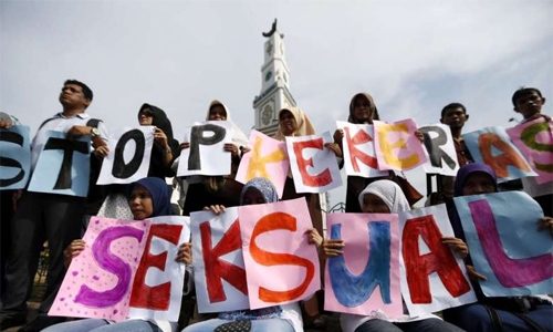 Indonesia mulls microchips for child rapists