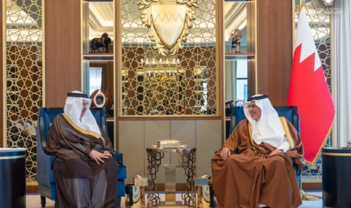 HRH Crown Prince Receives Outgoing League of Arab States Official