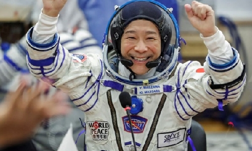 Japan billionaire Maezawa lands in Kazakhstan after 12-day space flight