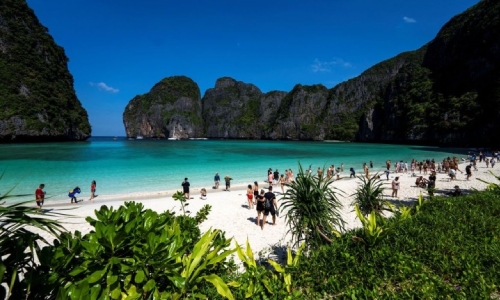 Thailand plans to impose tourist fee from April