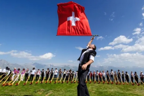 One in 10 struggling financially in Switzerland One in 10 struggling financially in Switzerland