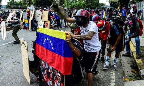 Venezuela opposition urges boycott of vote to overhaul constitution
