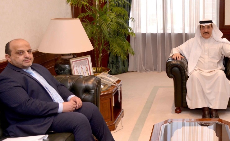 Labor Minister receives MPs Labor Minister receives MPs