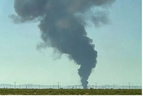 Eight dead after US Air Force B-52 bomber crashes in California Eight dead after US Air Force B-52 bomber crashes in California