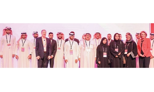 Amazon awards certifications to employees of five government entities