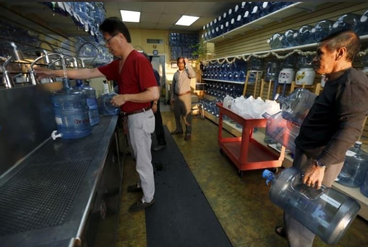 U.S. drinking water widely contaminated with 'forever chemicals' U.S. drinking water widely contaminated with 'forever chemicals'